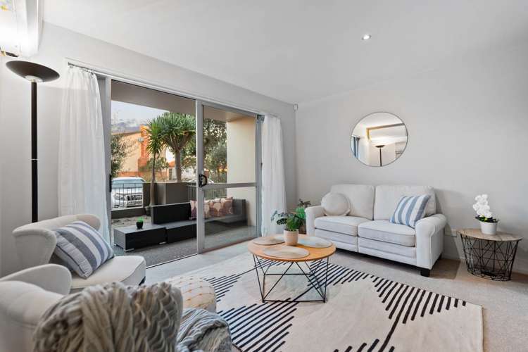 86a Michael Jones Drive Flat Bush_4