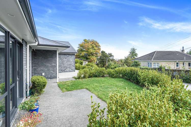 2/7 Corrin Street Melville_2