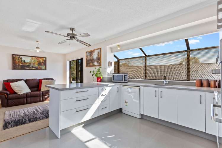 5 Oakmont Place Wattle Downs_7