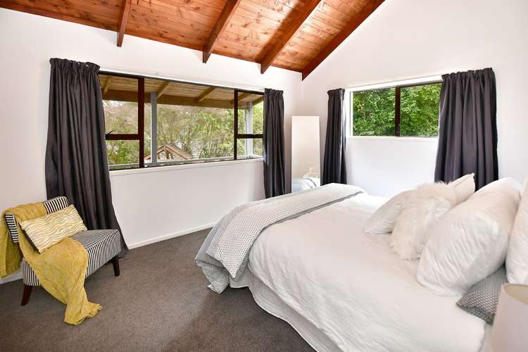 61 Brian Crescent Stanmore Bay_18