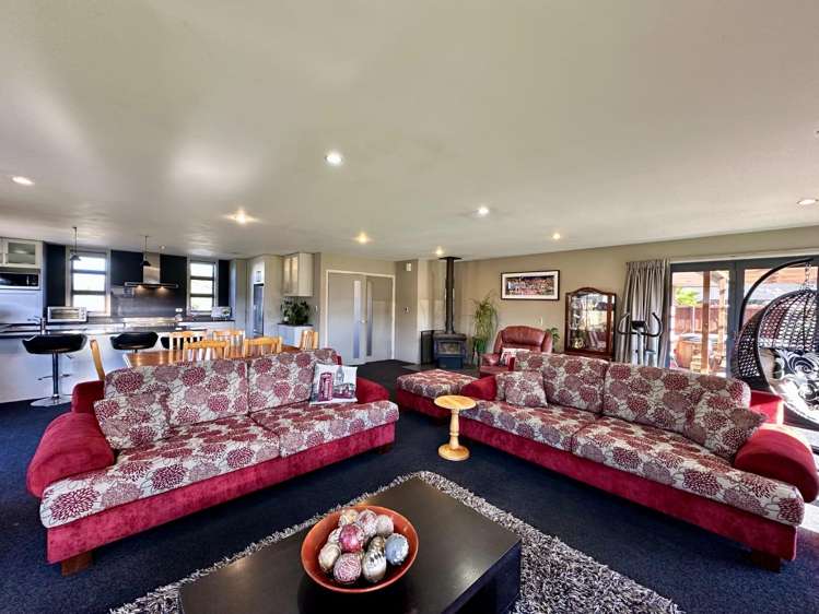 12 Elmwood Grove Tinwald_4