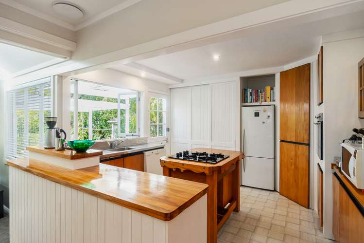 17 Chatham Avenue Mount Albert_10