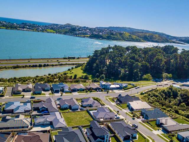 8 Ken Douglas Drive Aotea_2