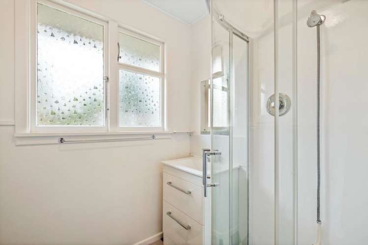 17 Denham Terrace Waikari_13