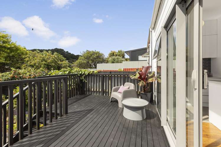 215 Rintoul Street Berhampore_12