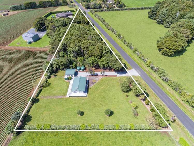 113 Hull Road Waiuku_2