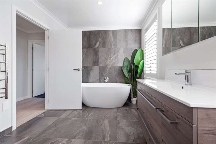 151 Palm Springs Boulevard Papamoa_14