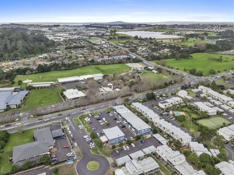 H/86 Bush Road Albany_16