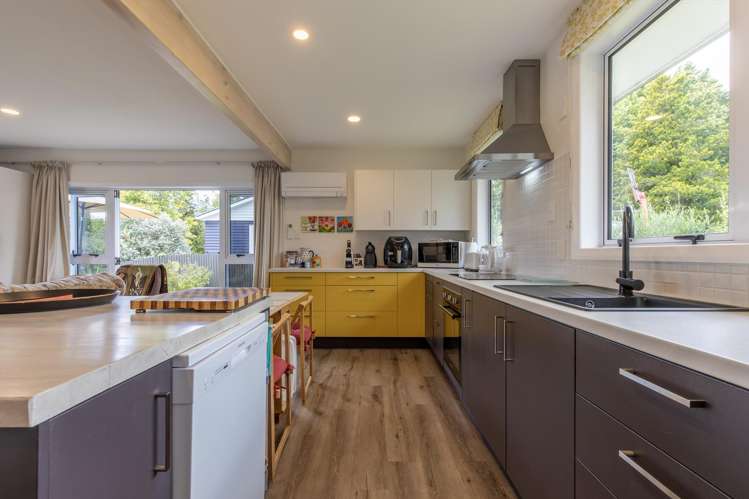 146 Te Rangitautahanga Road Turangi_14