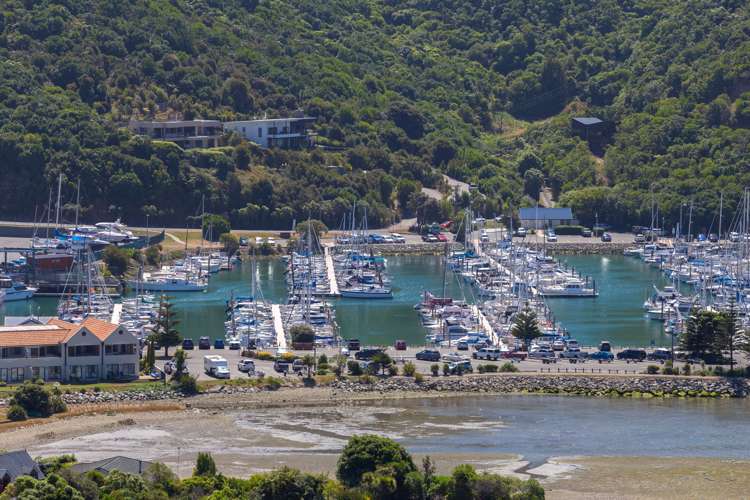 42 Waimarama Street Waikawa_14