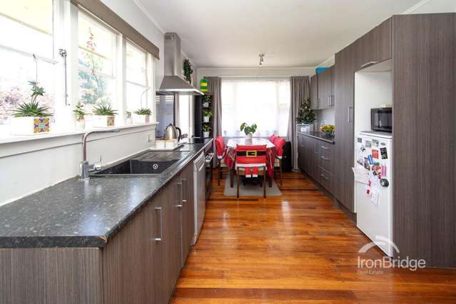 167 Gayhurst Road Dallington_4