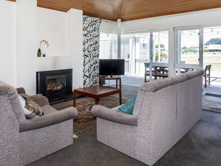 5 Braddock Grove Pauanui_11