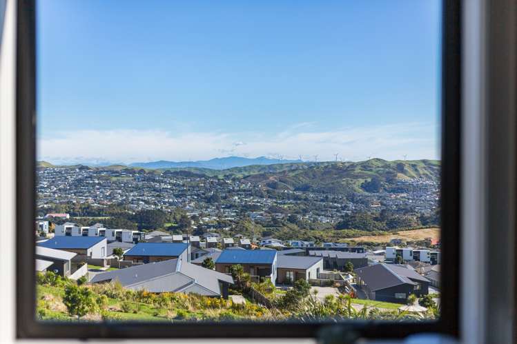 38 Astelia Way Woodridge_16