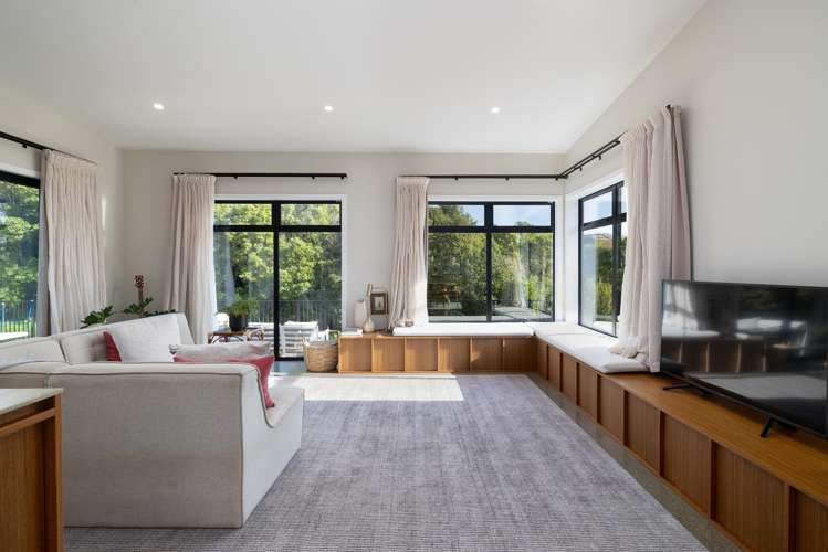 13 Ledger Road_5