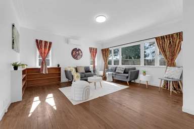 92 Mangere Road_3