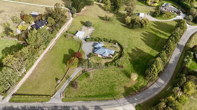 275 Homestead Road Weston_6