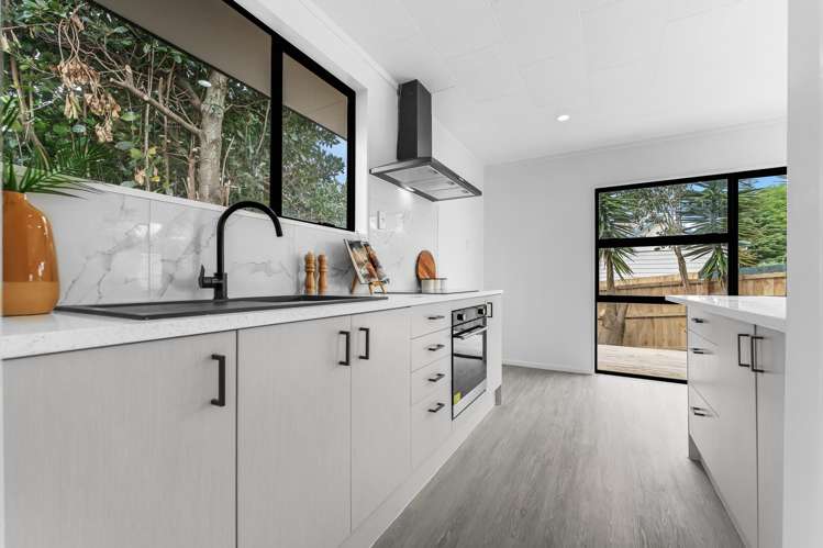 1/53 Redcrest Avenue Papakura_6