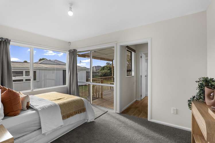 221 Breezes Road Wainoni_8
