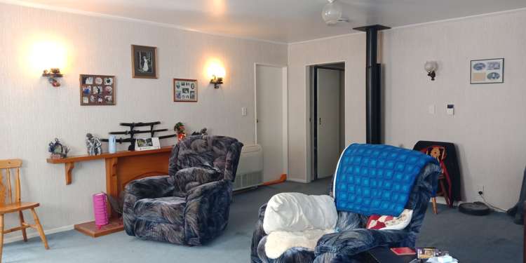 15 Lyon Street Featherston_4