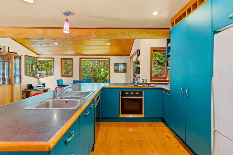 11e Longfellow Parade Glen Eden_16