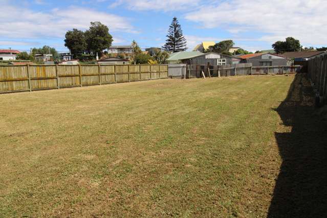 8 Thomas Place Foxton Beach_1