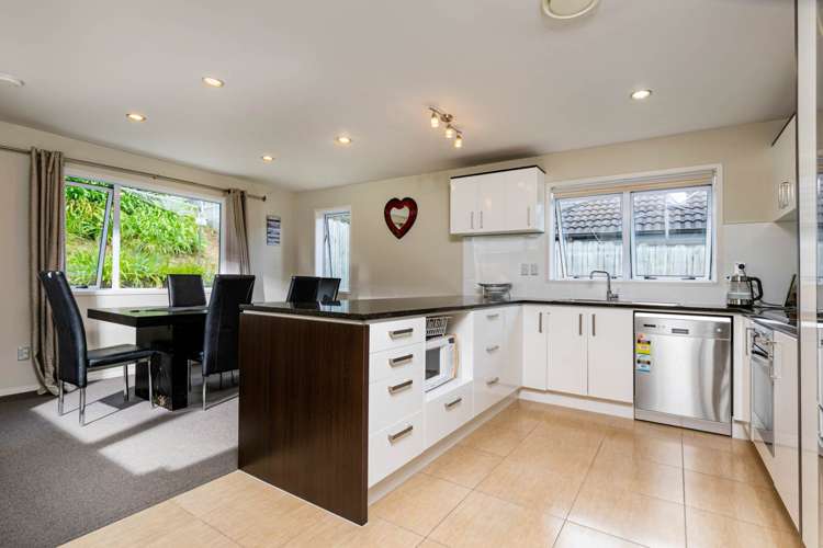 39 Northbrook Close Greenhithe_5