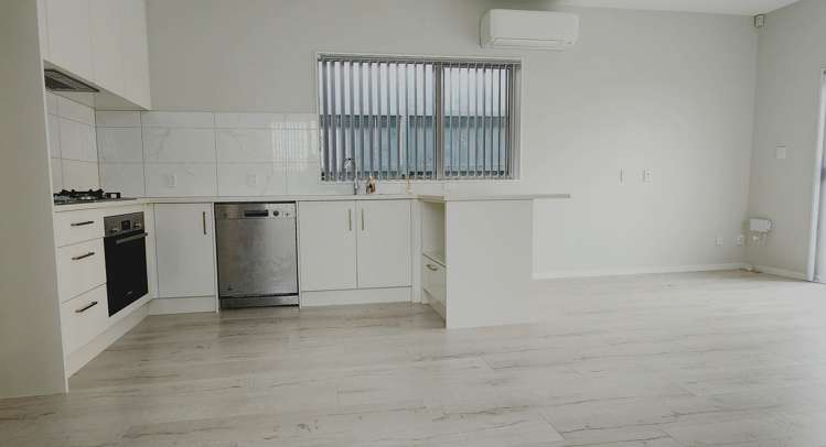 27 Matakohe Road Westgate_7