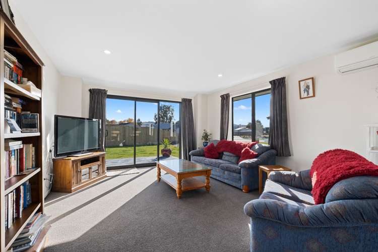 14 Hebbard Court Albert Town_2