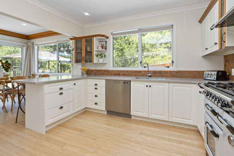 5 Hartles Place Mellons Bay_10