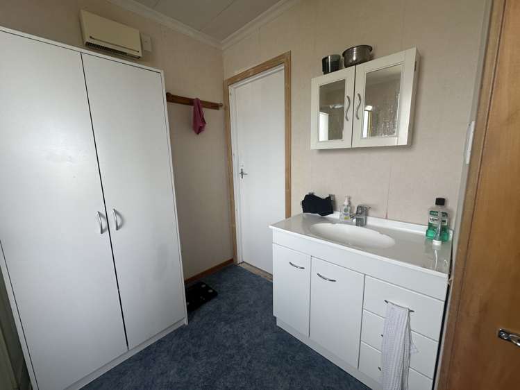 24 Whitcombe Terrace Hokitika_23