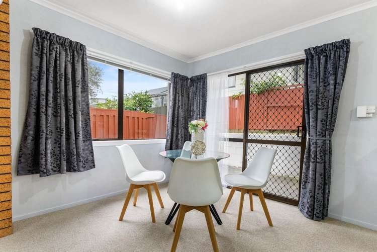 2/220 Russell Road Manurewa_11