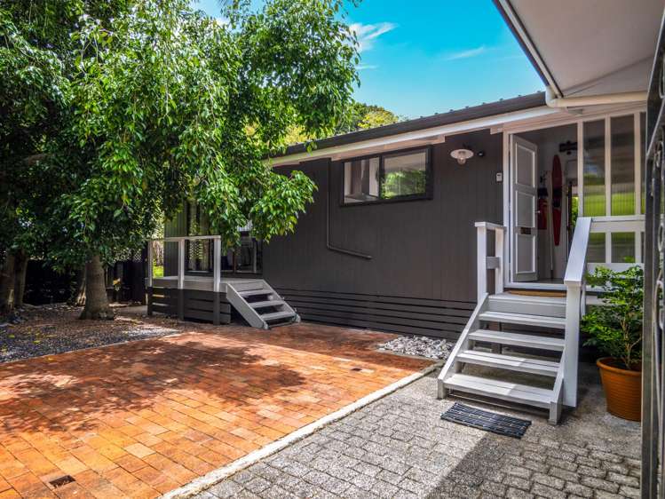 28 Florance Avenue Russell_28