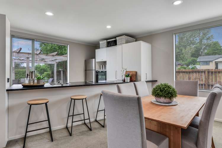 27 Brymer Road Grandview Heights_17