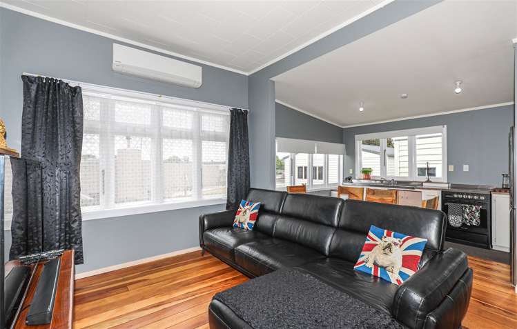 16 William Street Huntly_5