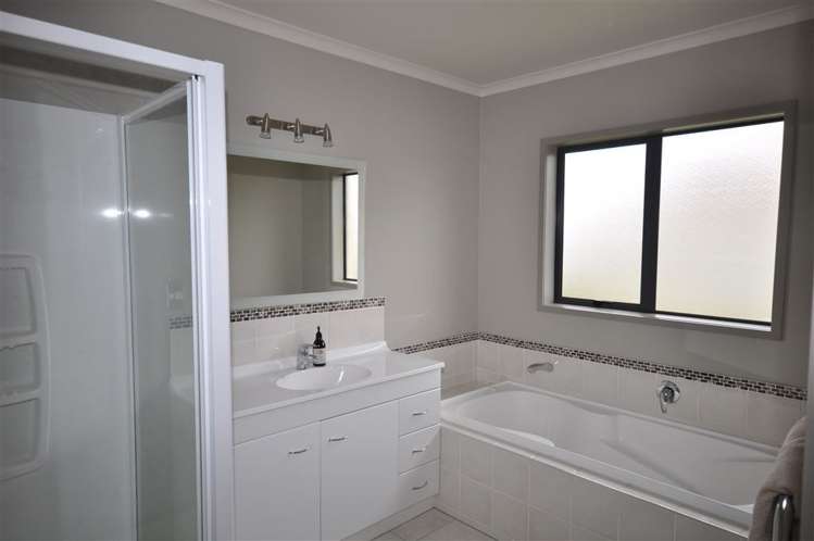 66 Stirling Drive Morrinsville_7