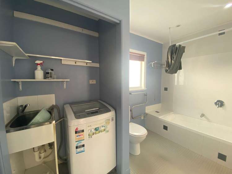 20 Arahoe Road New Lynn_11