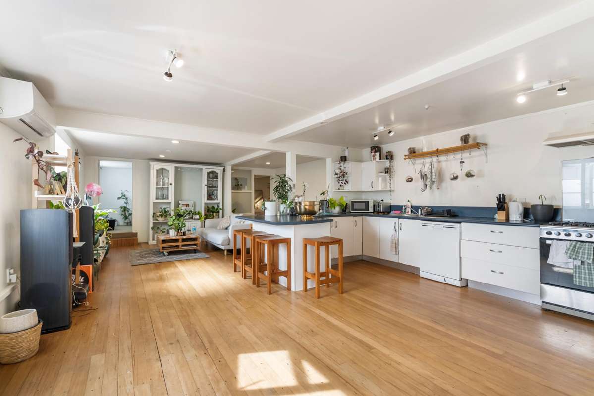 149 Crummer Road_2