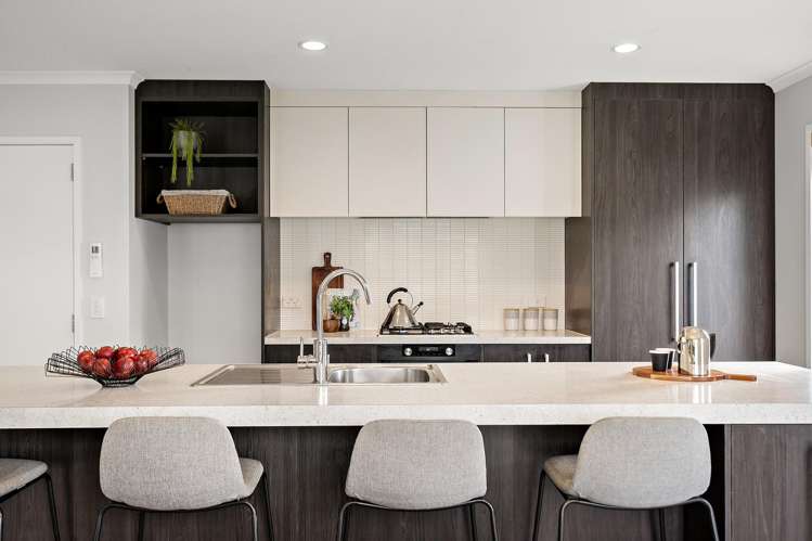 13 John Burke Drive Aotea_5