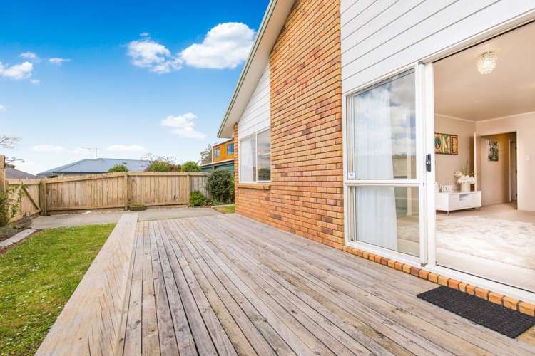 14 Landon Place Pukekohe_6