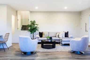 1/54 Garreg Road_3