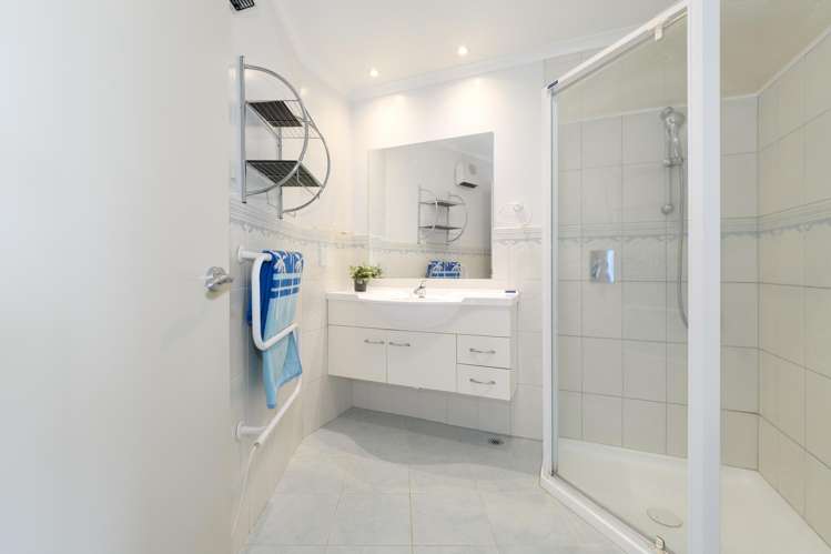 2/1 Ninth Avenue Tauranga Central_11