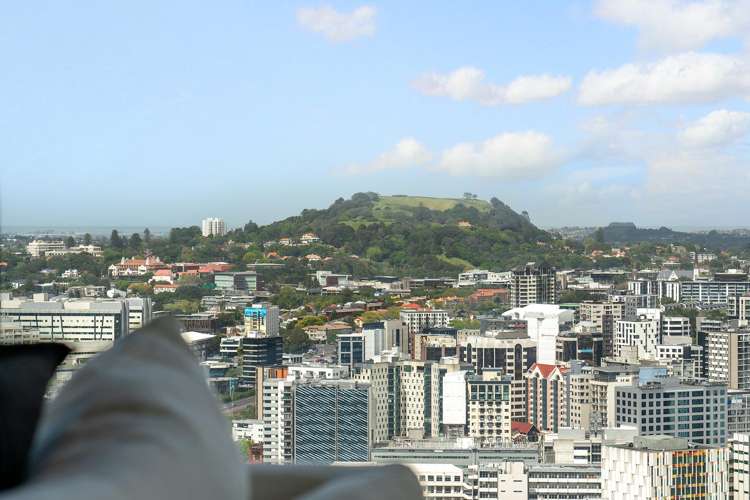 5203/10 Commerce Street_5