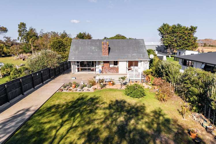 195 High Street Bulls_24