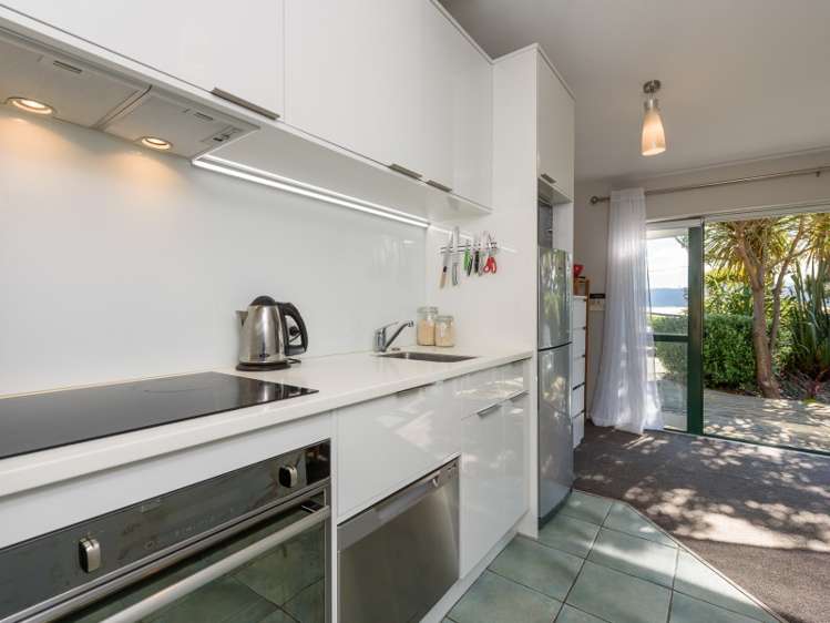 3/231 Marine Parade Seatoun_4