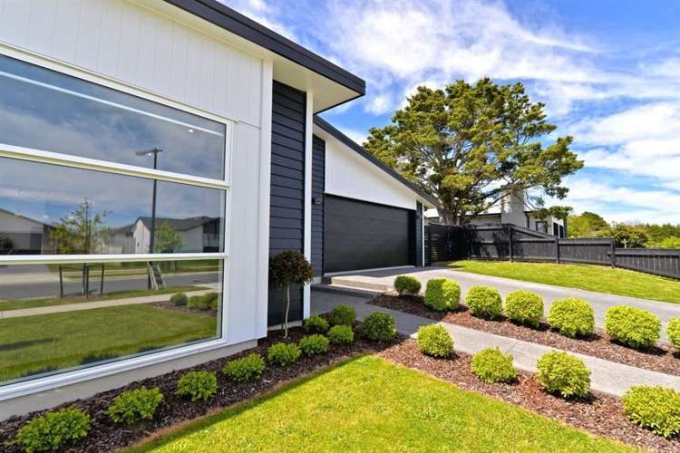 5 Bellamont Street Kumeu_33