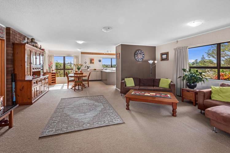 3 Magnolia Avenue Te Kamo_8