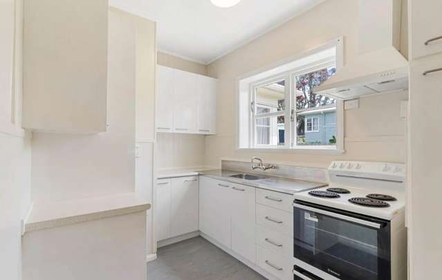 1 Handley Avenue Narrow Neck_4