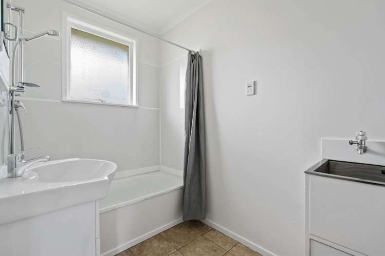 1/458 West Coast Road Glen Eden_12