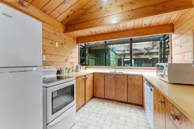 2/25 Beach Road Manly_4