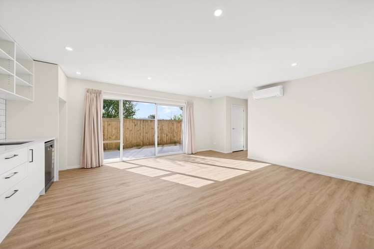 4/2 Tuatahi Avenue_5